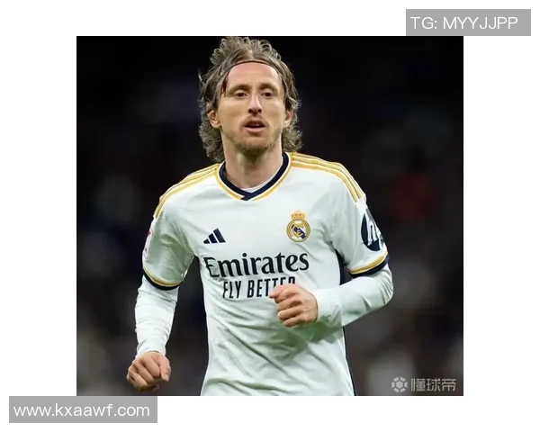 足球明星的退役年龄揭秘：各大球员退役时的年龄大曝光